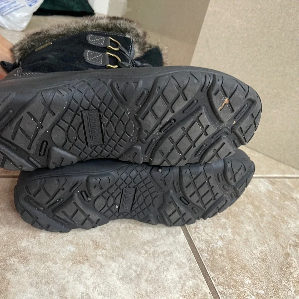 Khombu Womens Black Suede Faux Fur Trim‎ Waterproof Winter Snow Boots Size 9